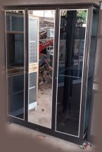 Almari kaca 3 pintu full kca