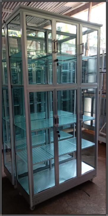 ALMARI BONEKA 3PINTU FULL KACA (PUTIH)